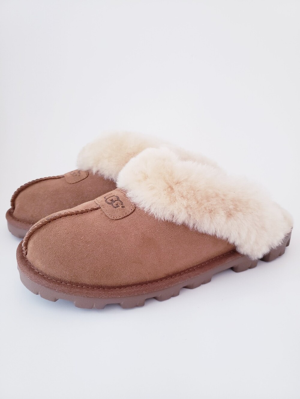UGG Women’s Coquette Slip On Sheepskin Fur Slippers Chestnut